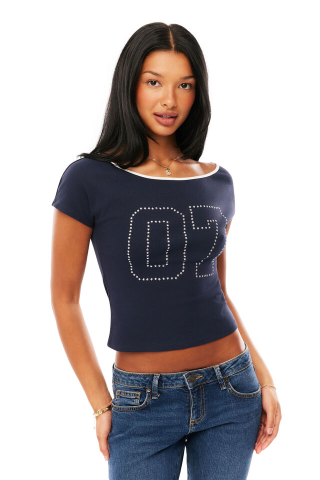 Bek Off Shoulder Graphic Tee $15