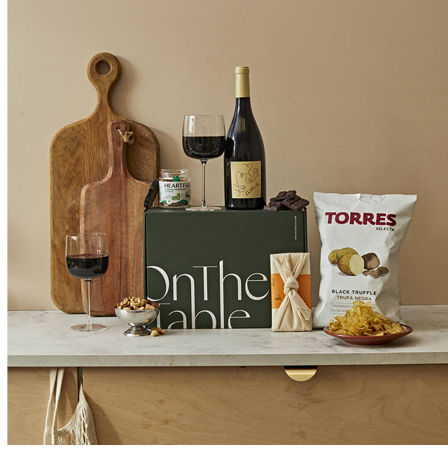 Fancy Red And Nibbly Bits Food Hamper