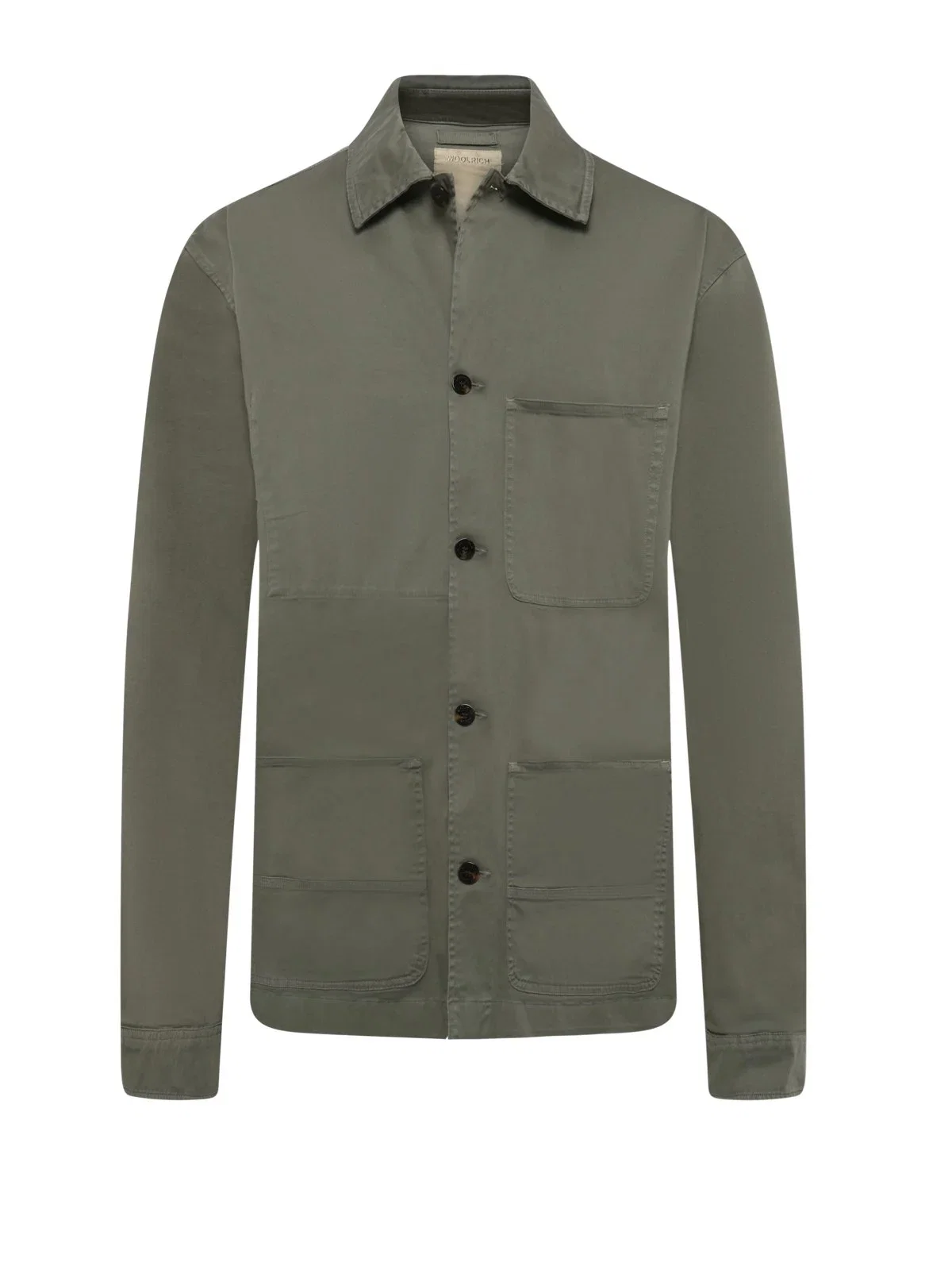 Garment-dyed chore overshirt made from a stretch cotton fabric