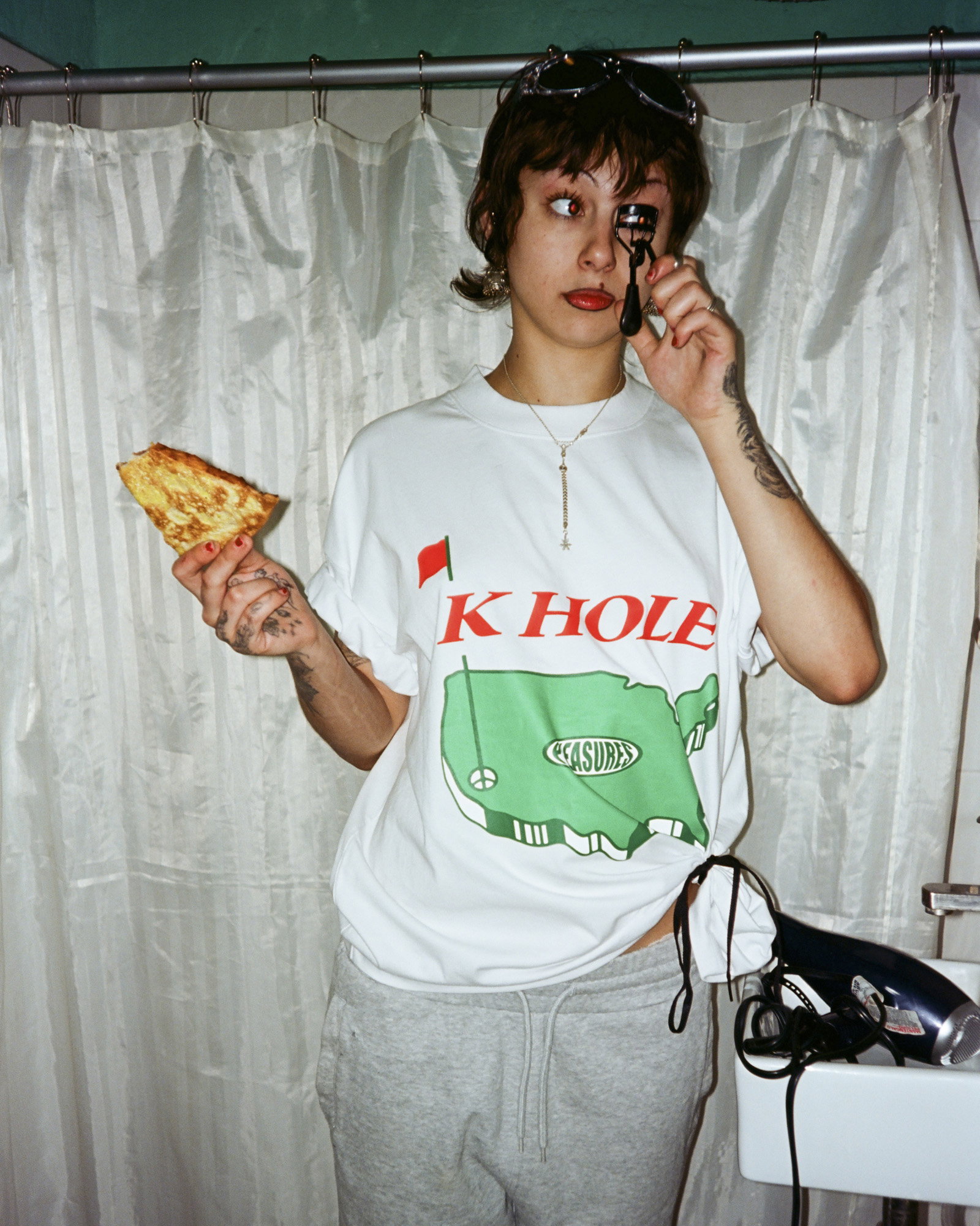 HOLE T-SHIRT