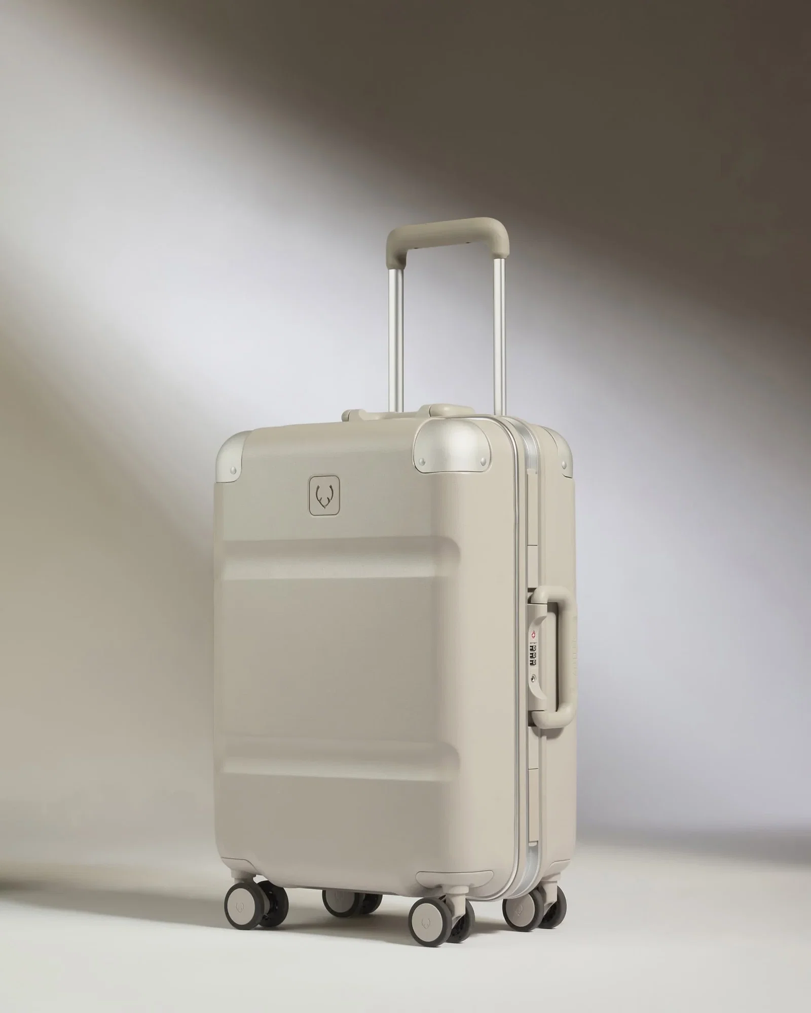 Image of Cabin Suitcase in Sandstone - Heritage Stripe