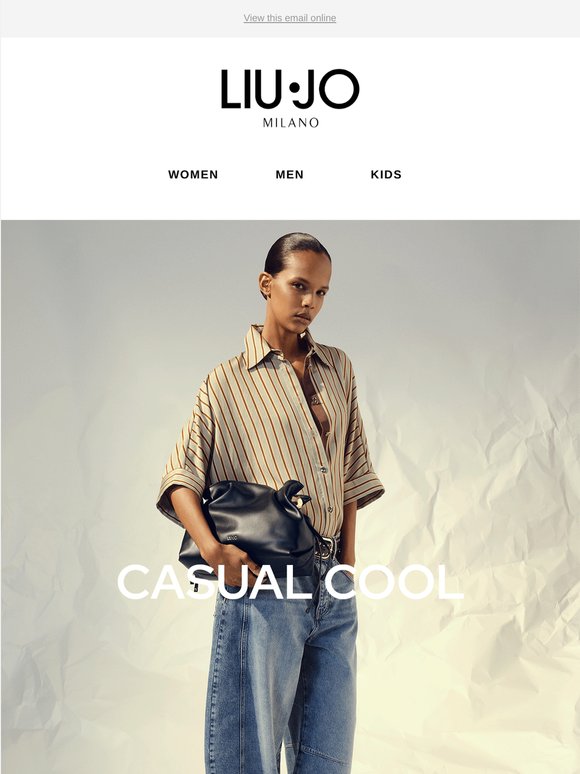 A shirt and jeans: all you need