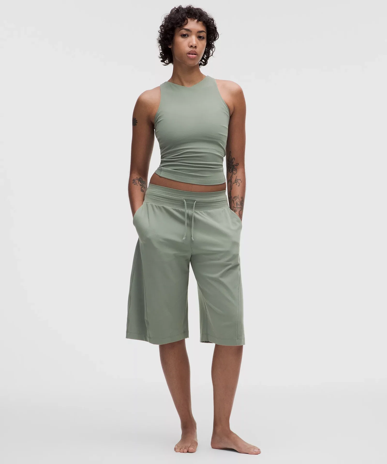 Groove Mid-Rise Relaxed Bermuda Short