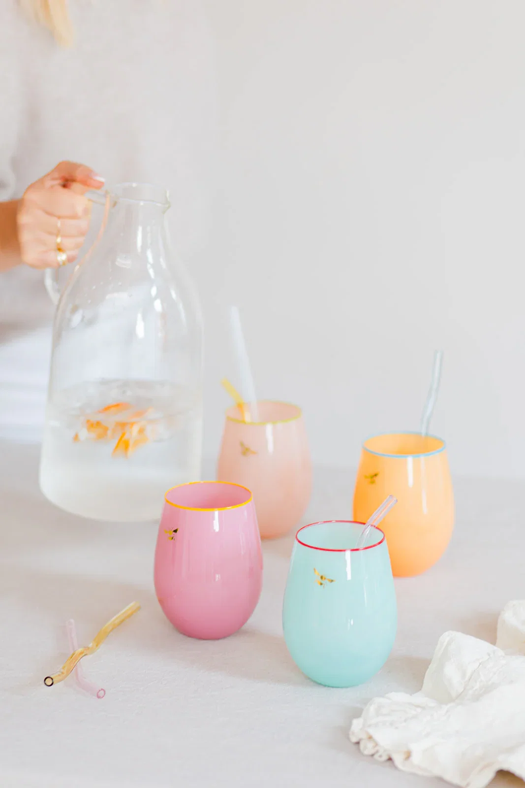 Image of Yvonne Ellen Bee Glass Tumblers