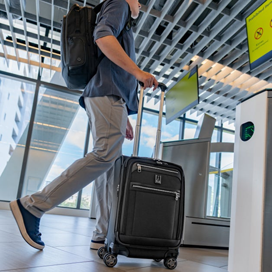 FOR THE TERMINAL | Ergonomic handles, 360º  |  MagnaTrac® wheels | USB charging capabilities