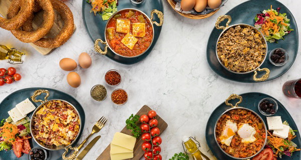 Reichhaltiges, türkisches Frühstück für 1, 2 oder 4 Personen