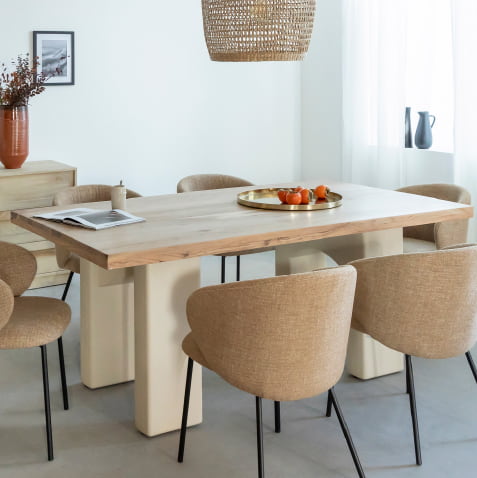 Table à manger en bois d'acacia et pieds en bois effet béton Dalva