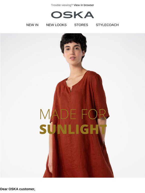 Flowing dresses. Easy to wear.