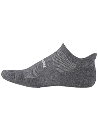 Feetures High Performance Cushion No Show Tab Socks