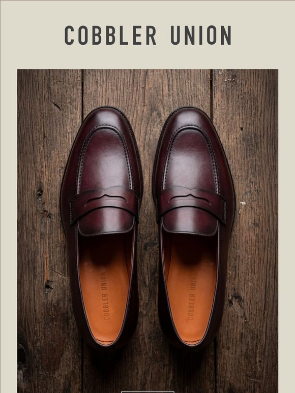 Some loafers blend in. The Smith Oxblood doesn't.