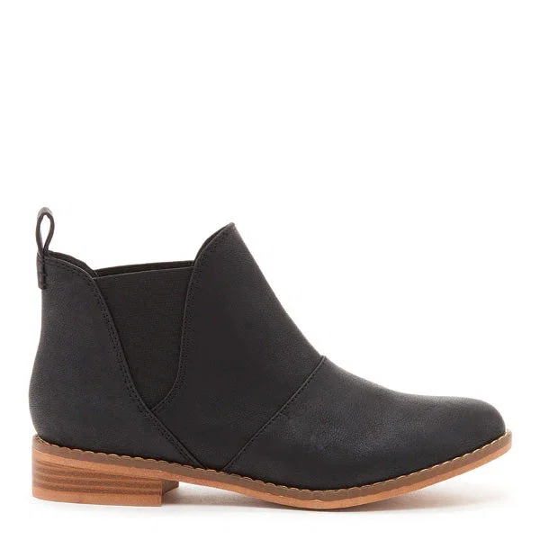 Image of Maylon Black Ankle Bootie