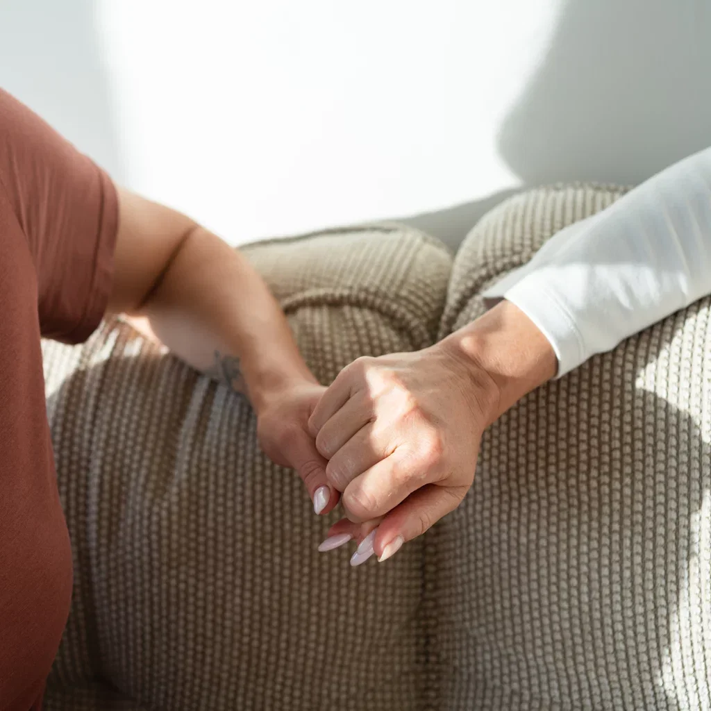Meet the Reddit Community That Will Be Your Mom For a Minute