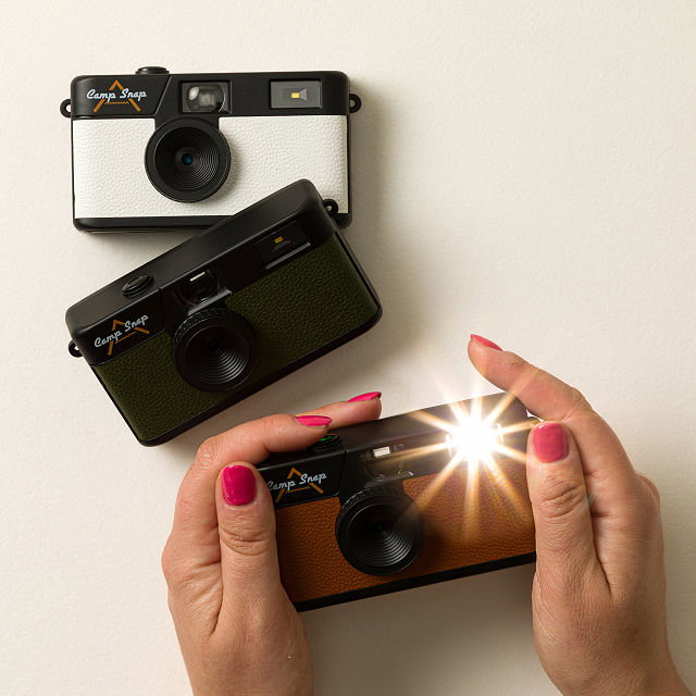 Screen-Free Throwback Digital Camera