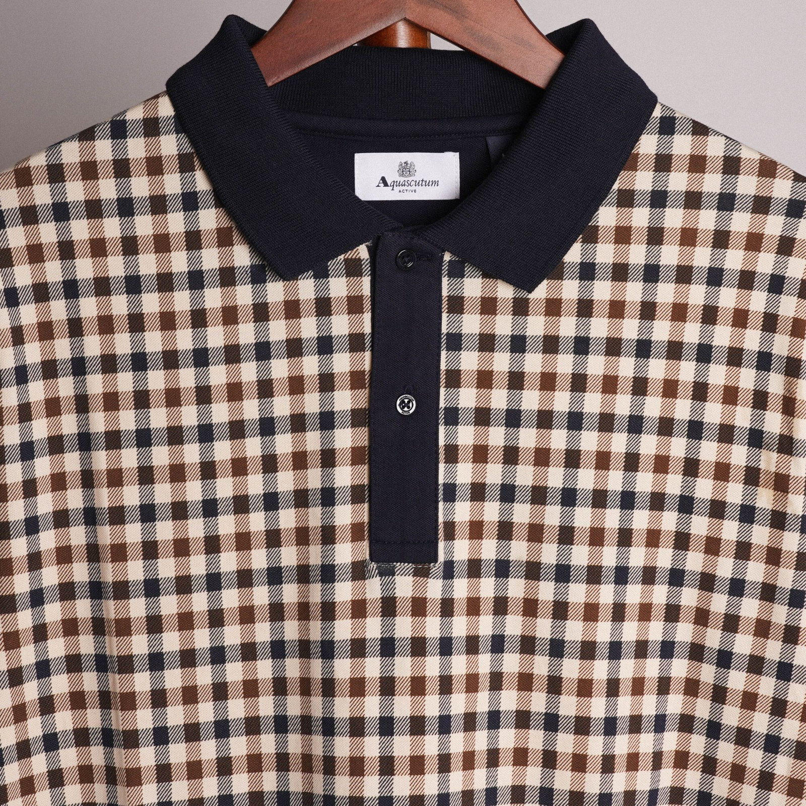 Aquascutum