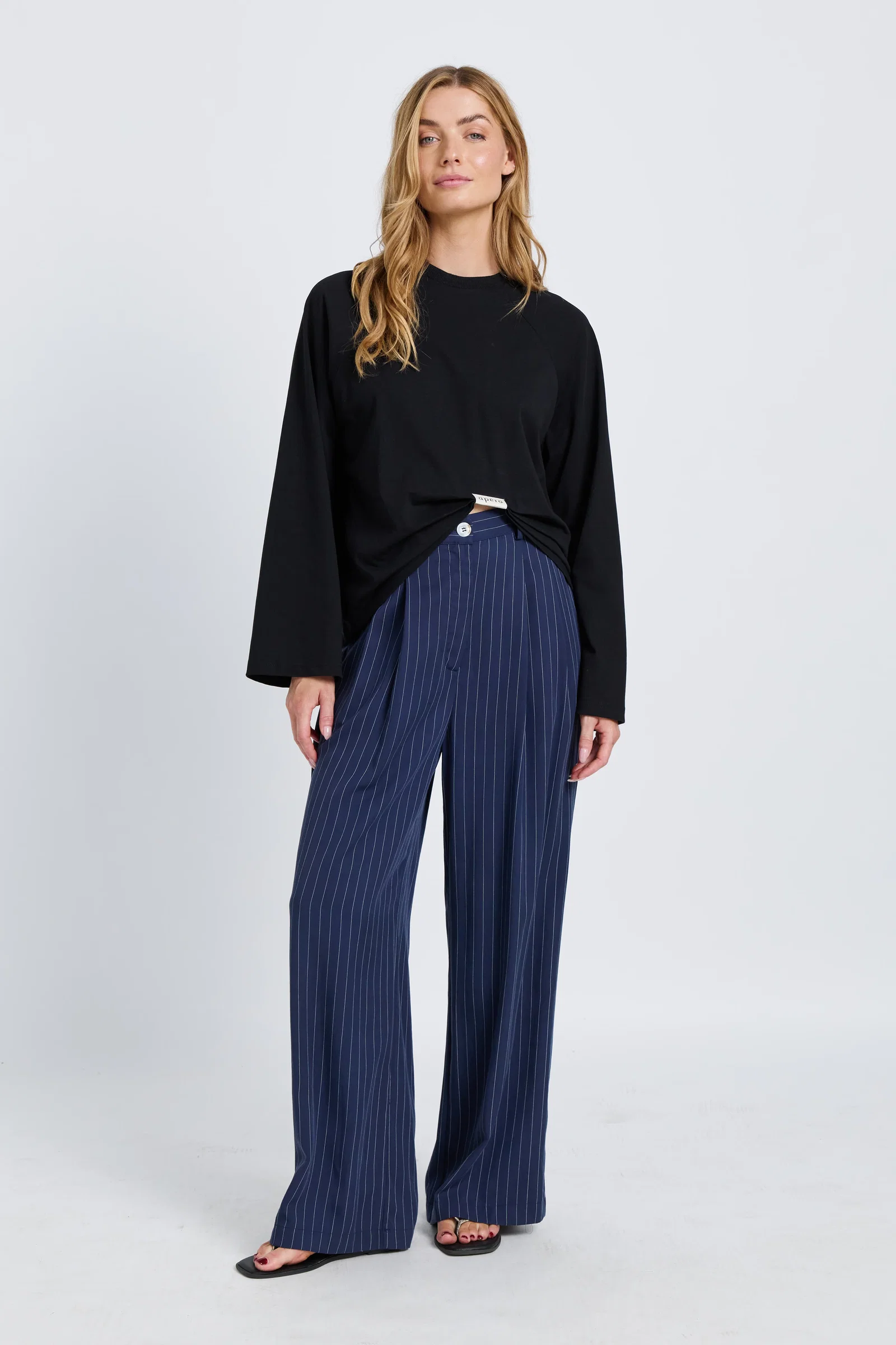 Image of Sammi Ruched Long Sleeve Box-Cut Top - Black
