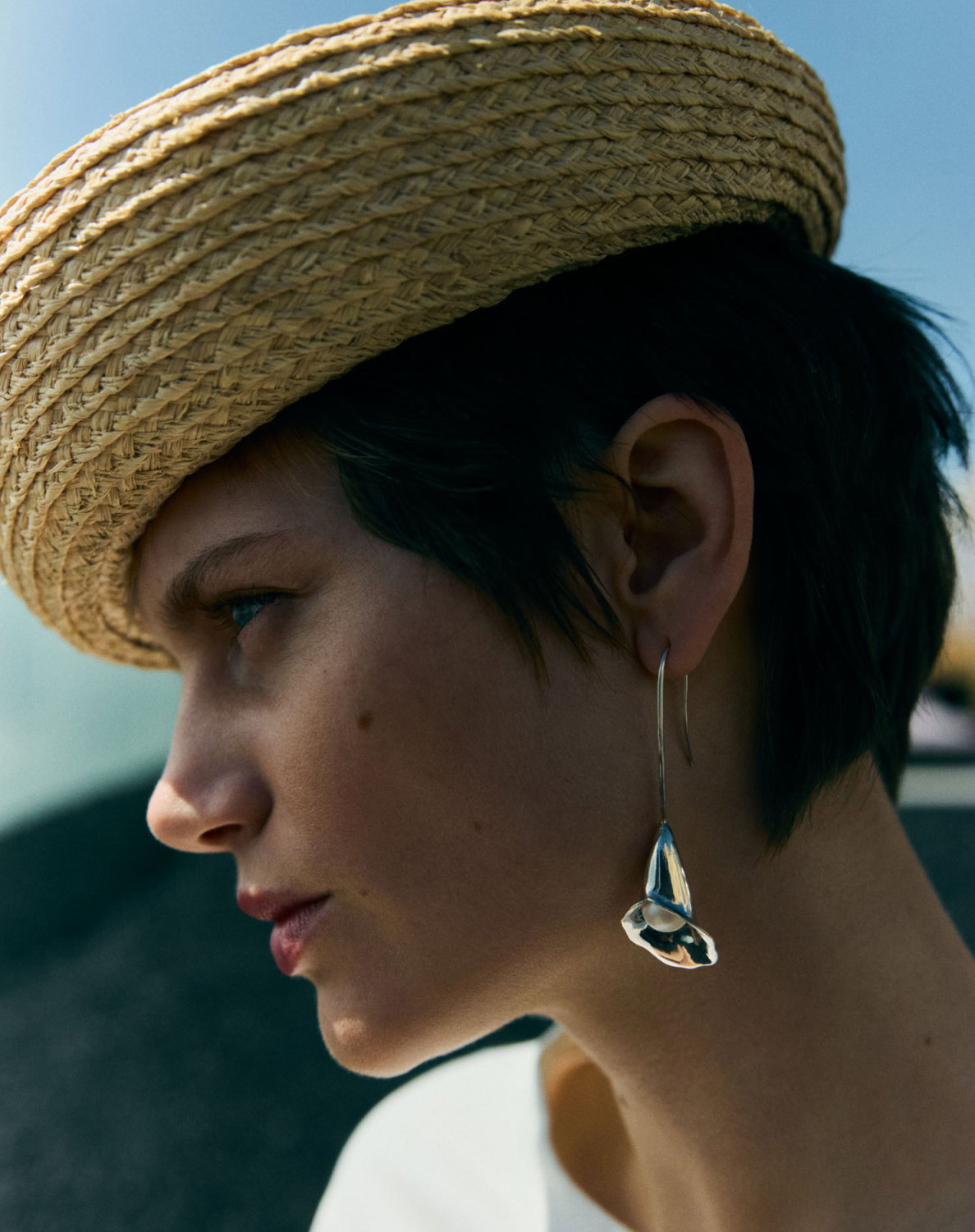 CALLA LILY EARRING