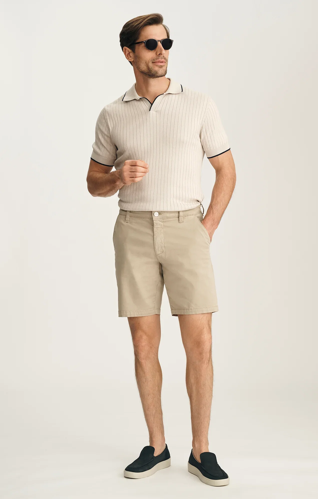 Image of Arizona Slim Shorts In Aluminum Twill