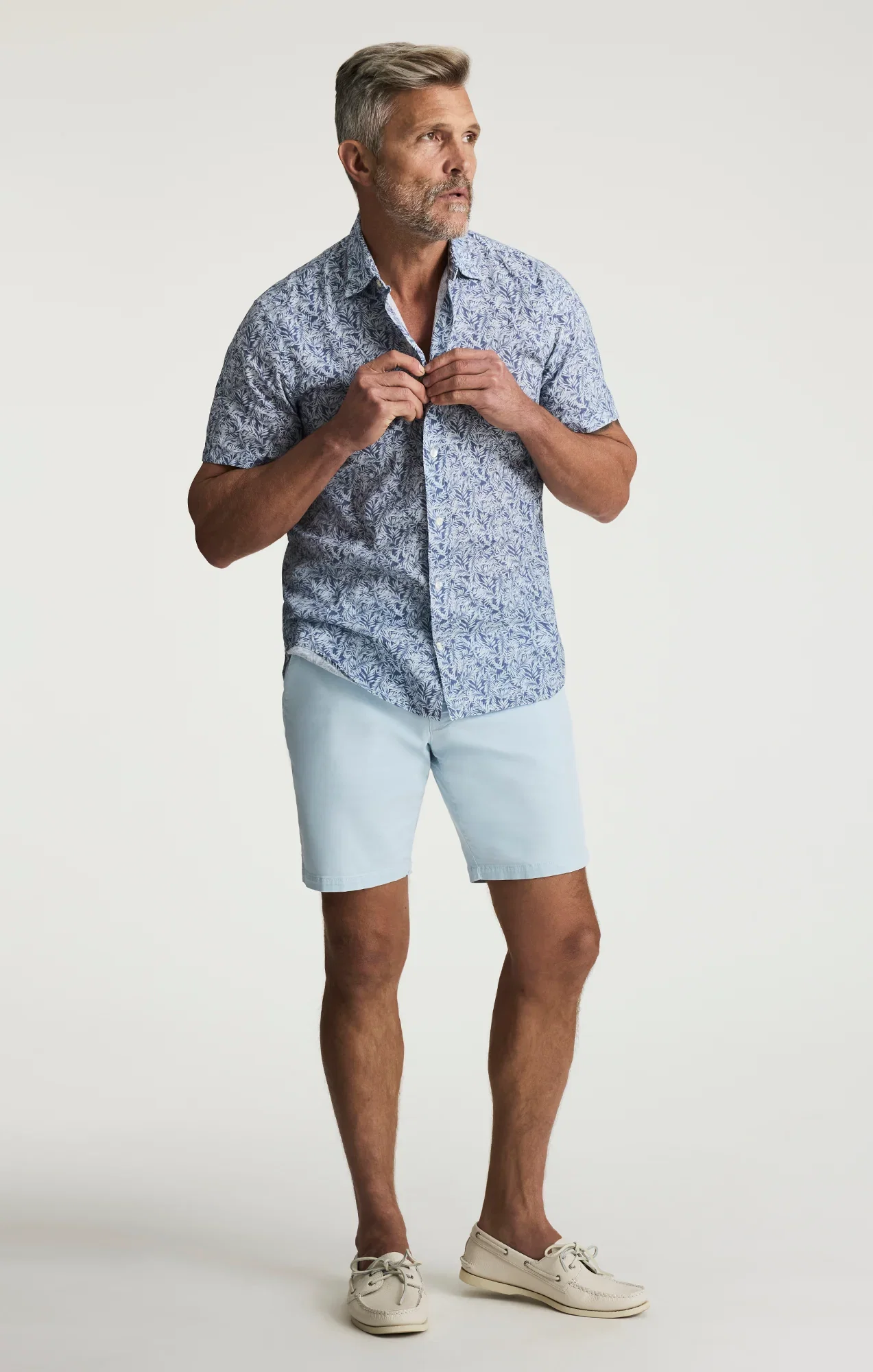Image of Arizona Slim Shorts In Breeze Twill