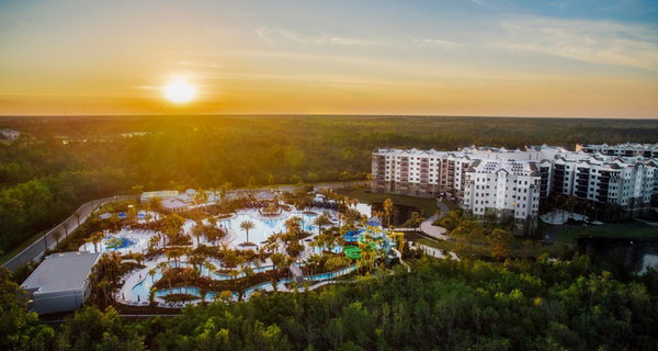 4-Star Orlando Luxury Resort