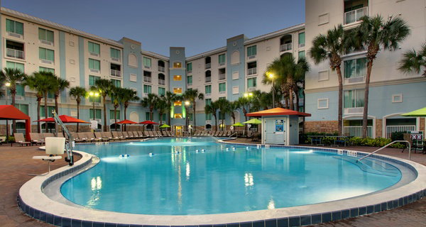 Member-Only Deal: Holiday Inn Resort Lake Buena Vista(Near Theme Park)