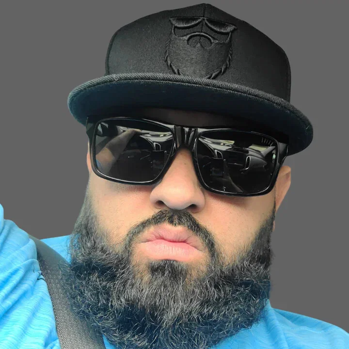 Image of OG No Shave Life Beard Logo Stretch Fit Hat Black/Black