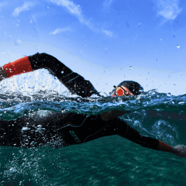 GIF of Athletes wearing Zone3 Kit in race conditions