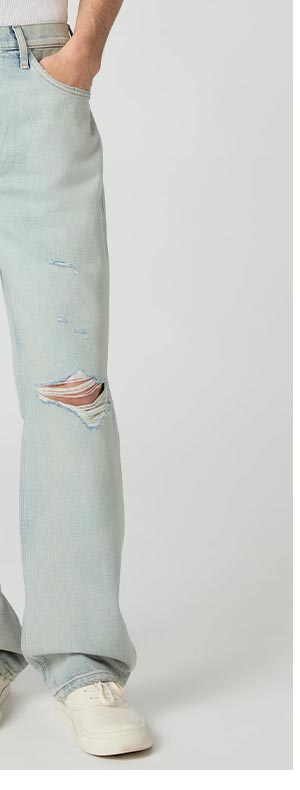 Heritage Doheny 32" Relaxed Straight Jean in Berto Destructed.