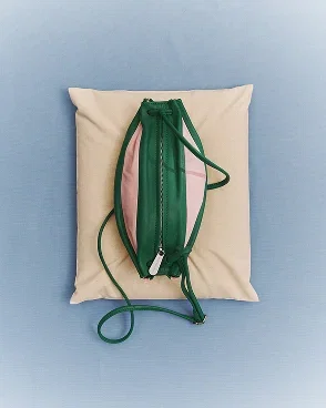 Pikku Karla Shoulder bag
