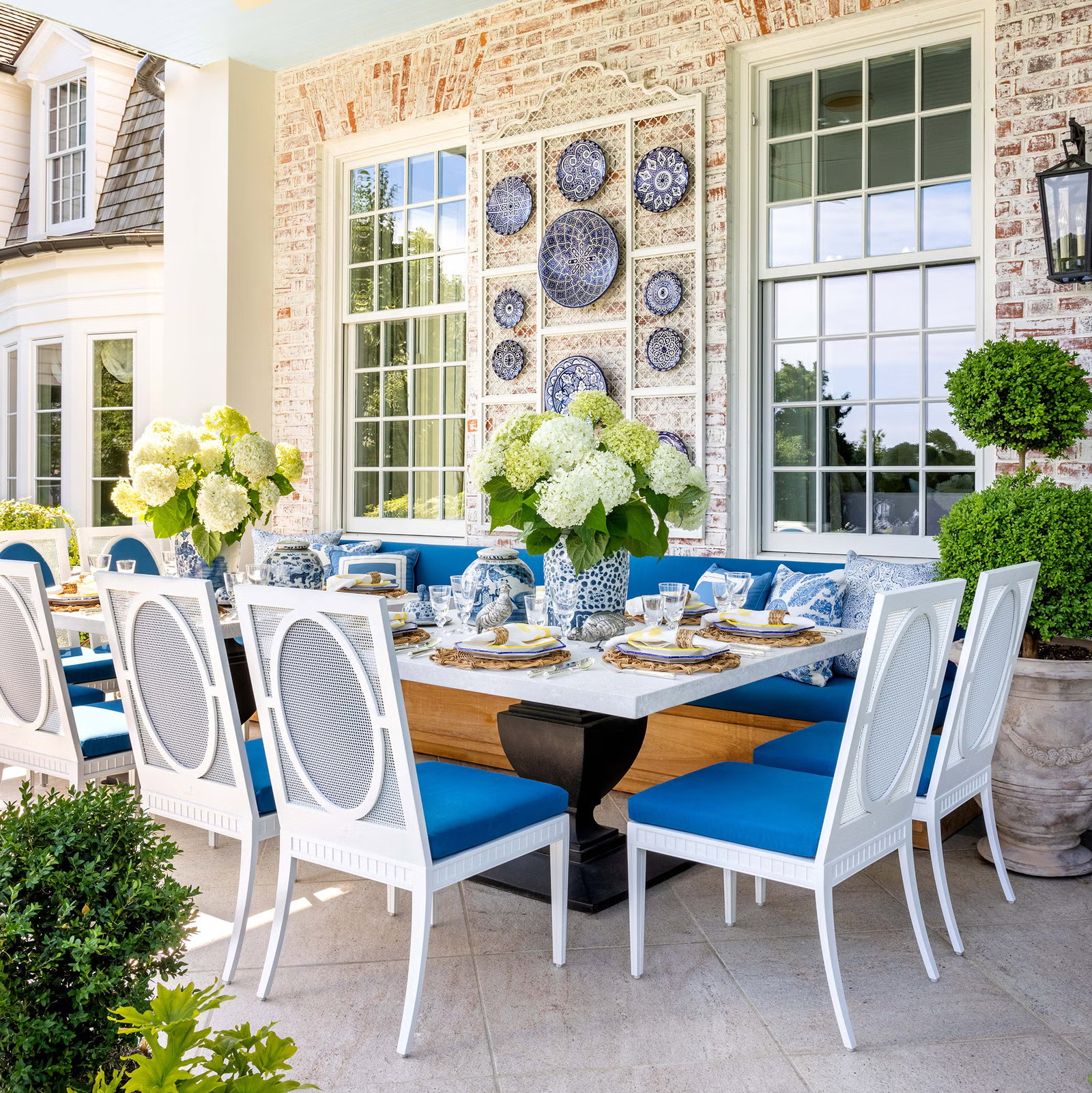 11 Editor-Approved Outdoor Bistro Sets to Make Your Backyard Feel Like Your Favorite Restaurant