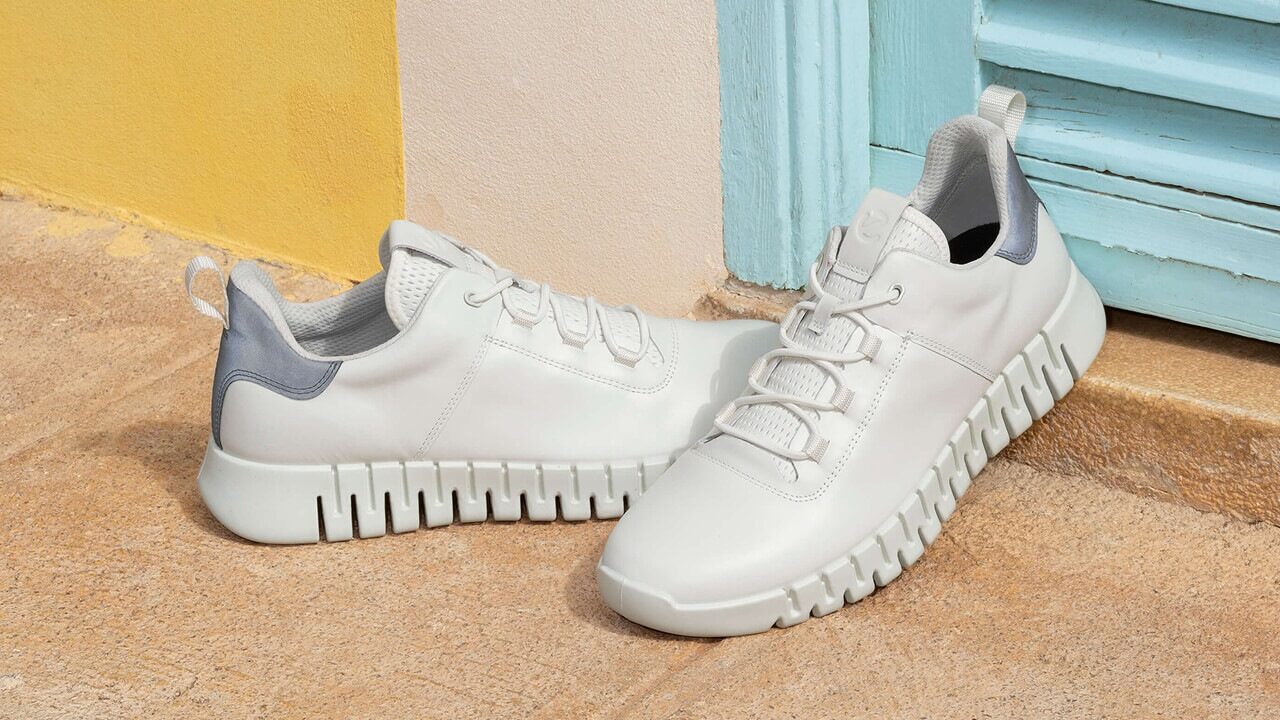 ECCO Sneakers