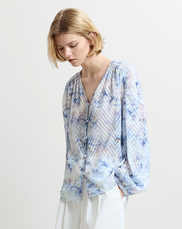 Daisy Floral Chevron Relaxed Blue Blouse