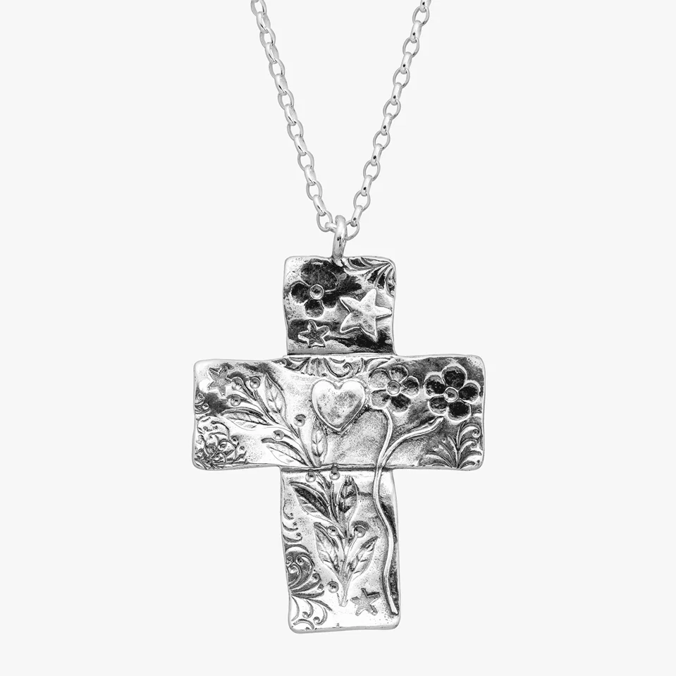 Dropmore Cross Pendant Necklace