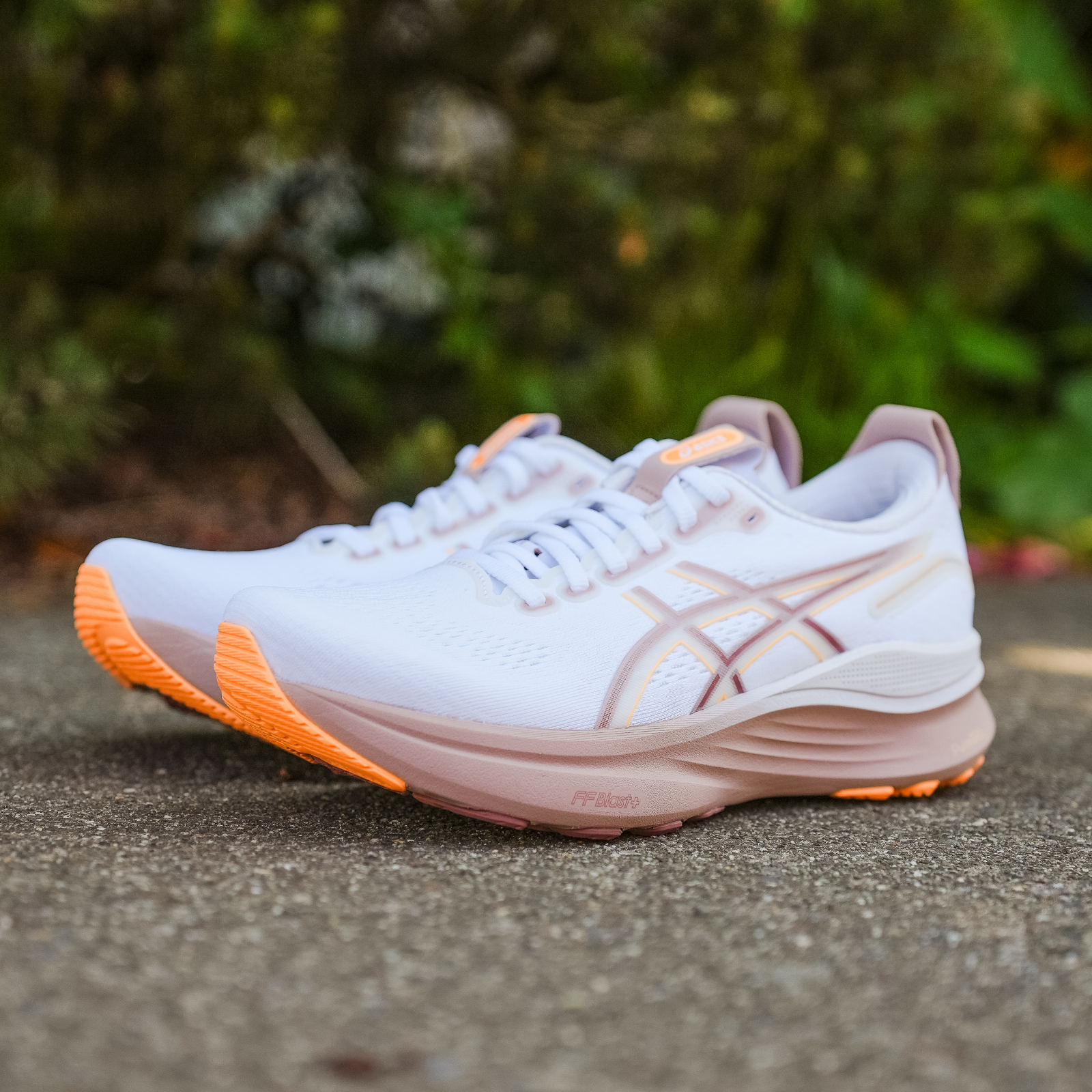 ASICS Gel-Kayano 32