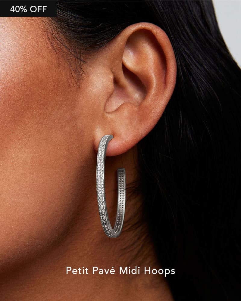 Petit Pavé Midi Hoops.