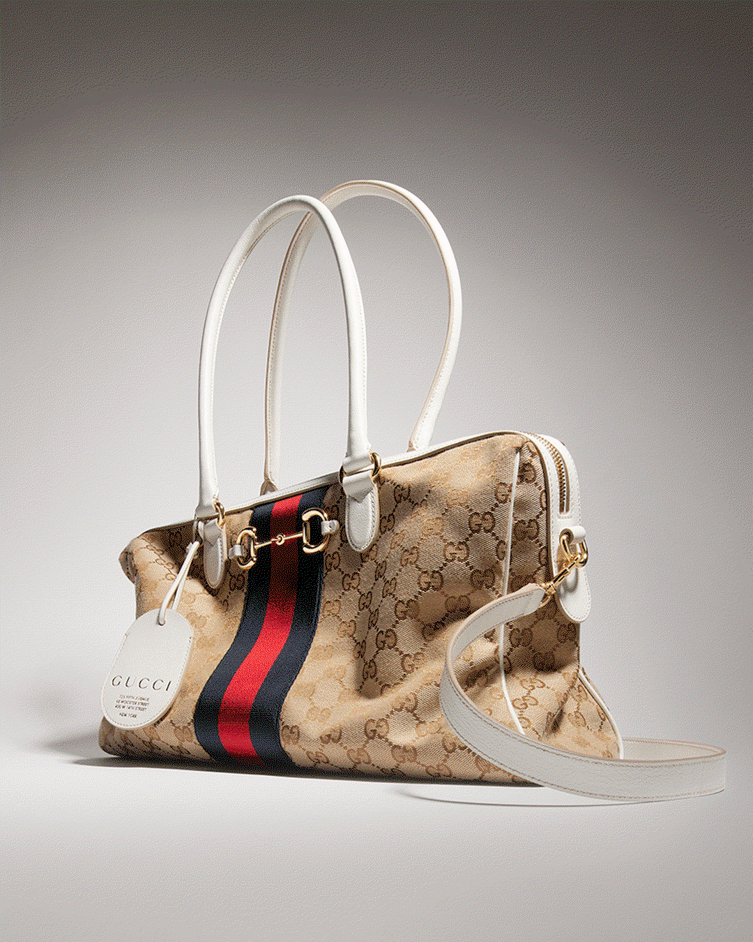  Discover more on the Gucci website 