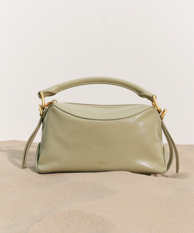 EXPLORE NEW BAGS