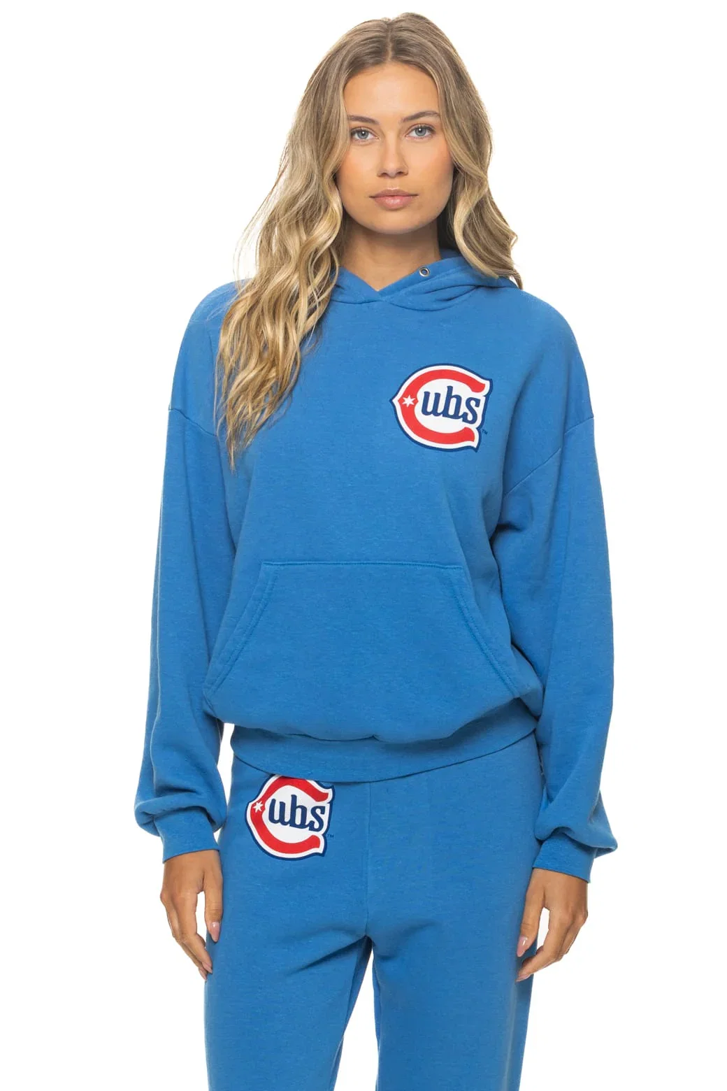 Image of CHICAGO CUBS 2026 RELAXED PULLOVER HOODIE - COBALT
