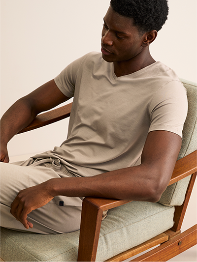 Men's Basel V-Neck T-Shirt in Taupe