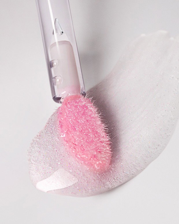 EXTRA BLUSHING LIP OIL