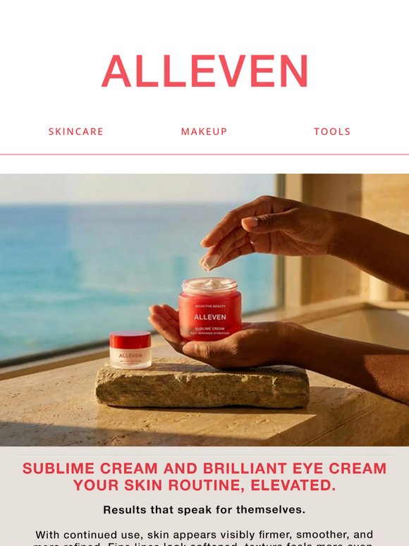 Stronger, plumper, more luminous skin, day after day.