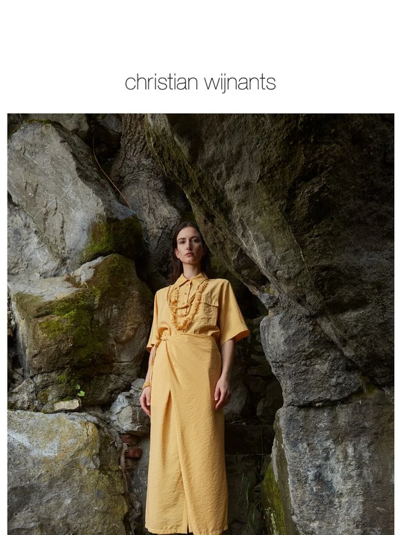 Extra 10% Off: Online Archive Sale