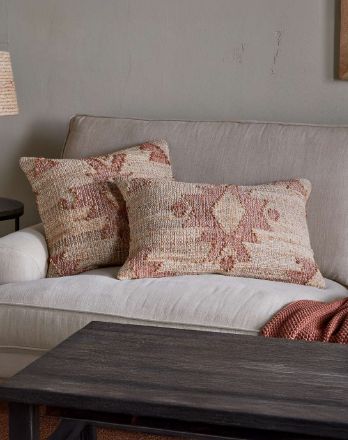 Nila Gul Cushion Cover