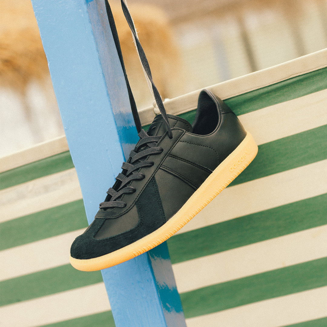 Men's Bestselling Sneakers