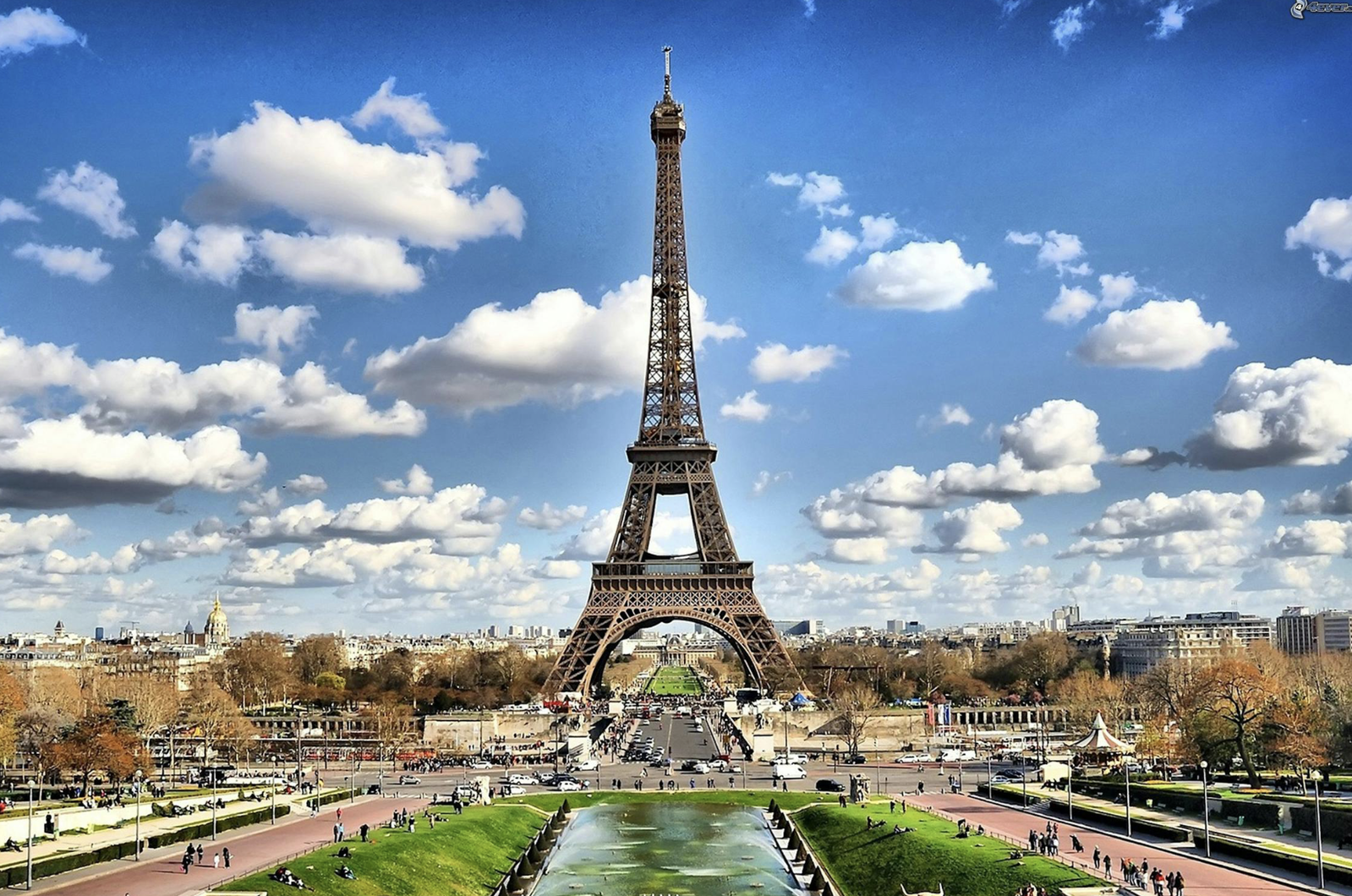 París: vuelos + 4 noches por 169 euros