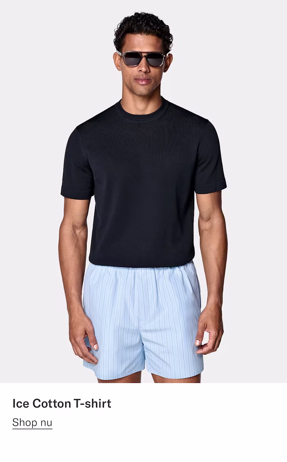 Navy tshirt