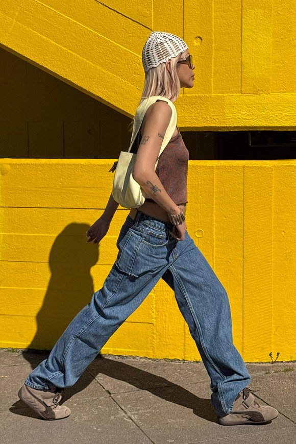 IMOO CUT LOW RISE LOOSE WIDE LEG JEANS