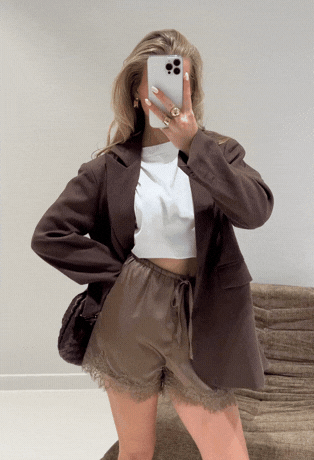 Ivy short