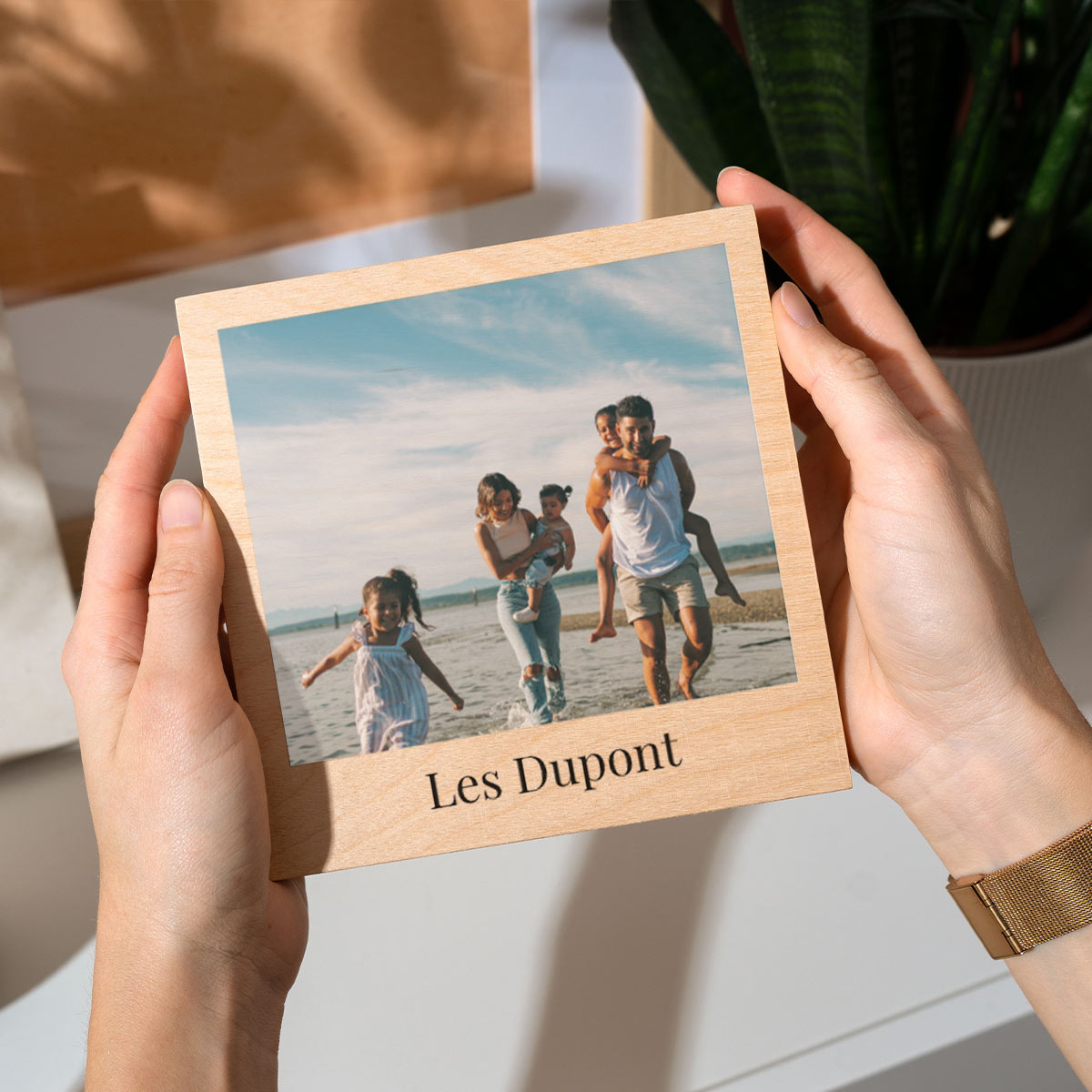 Image of Photo sur bois carrée personnalisée avec photo et texte