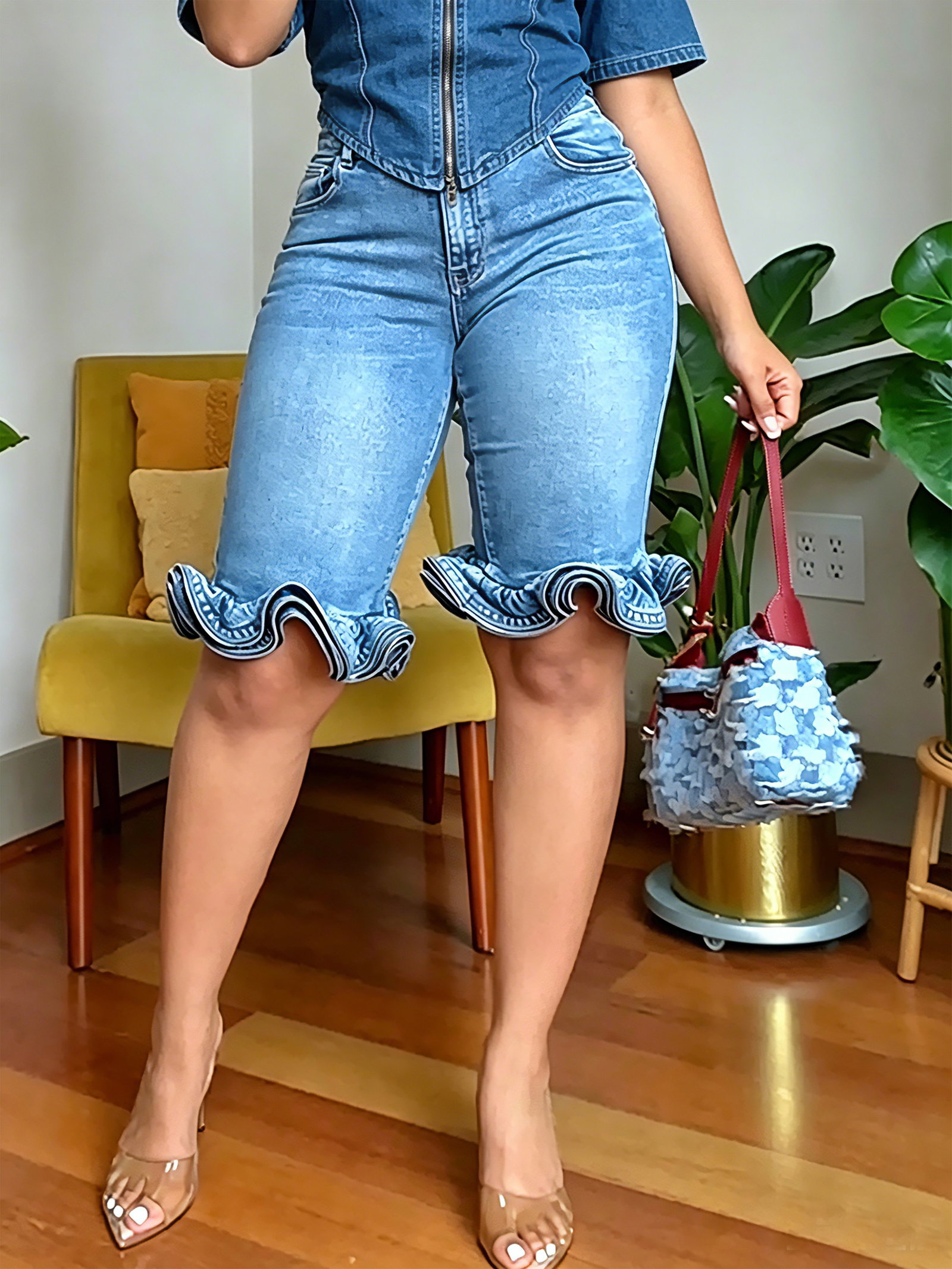 Image of Plain Peplum Zipper Casual Denim Shorts