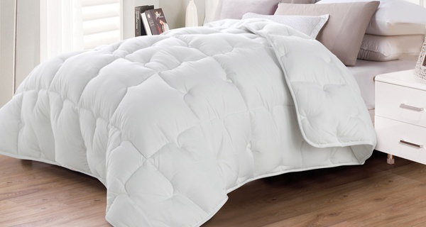 Couette chaude Grand froid 600 gr/m², 100% microfibre, Sampur